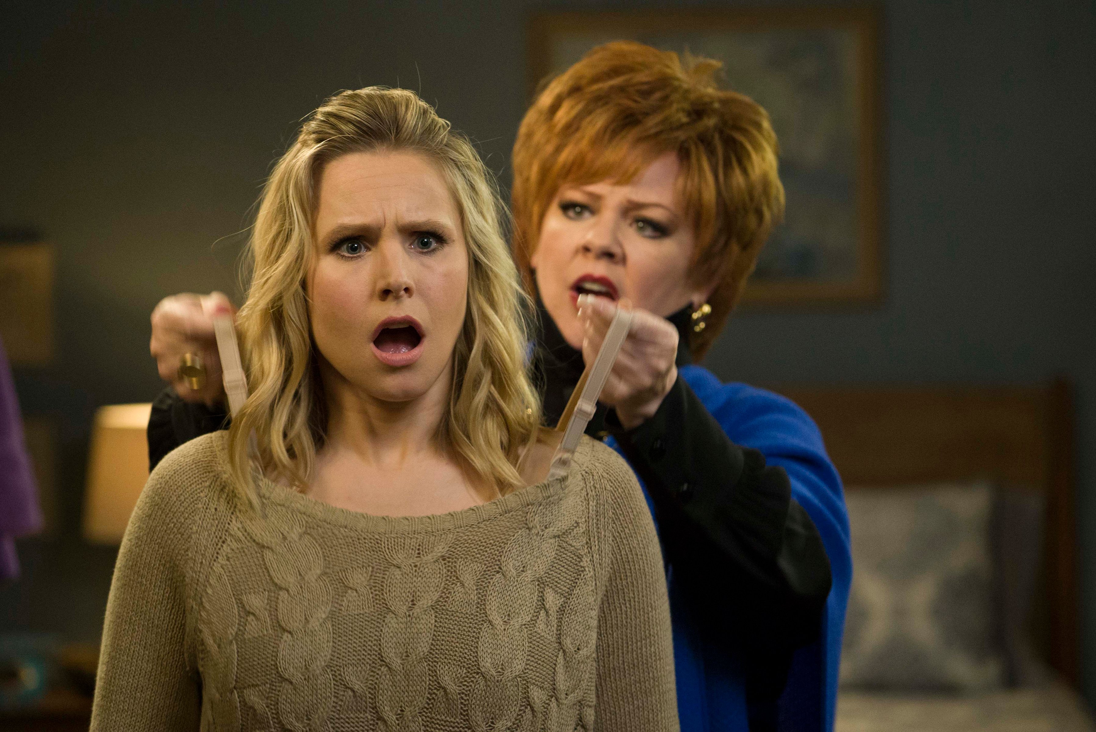 TheBoss_KristenBell_MelissaMcCarthy_2.jpg