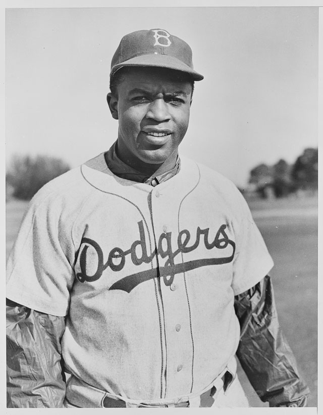 Jackie_Robinson_1950_1.jpg