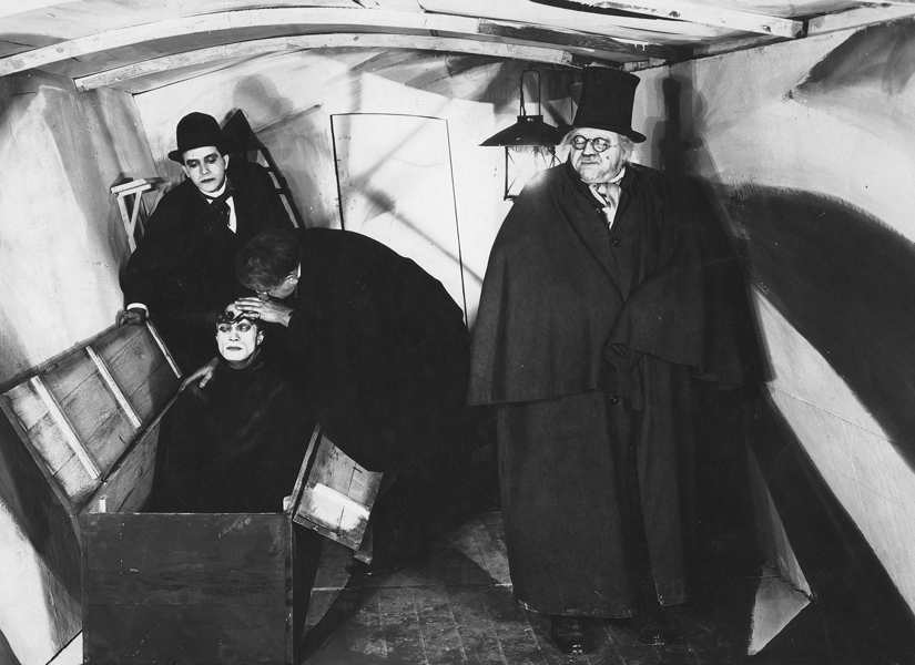 Cabinet_du_docteur_Caligari__Ph___1_.jpg