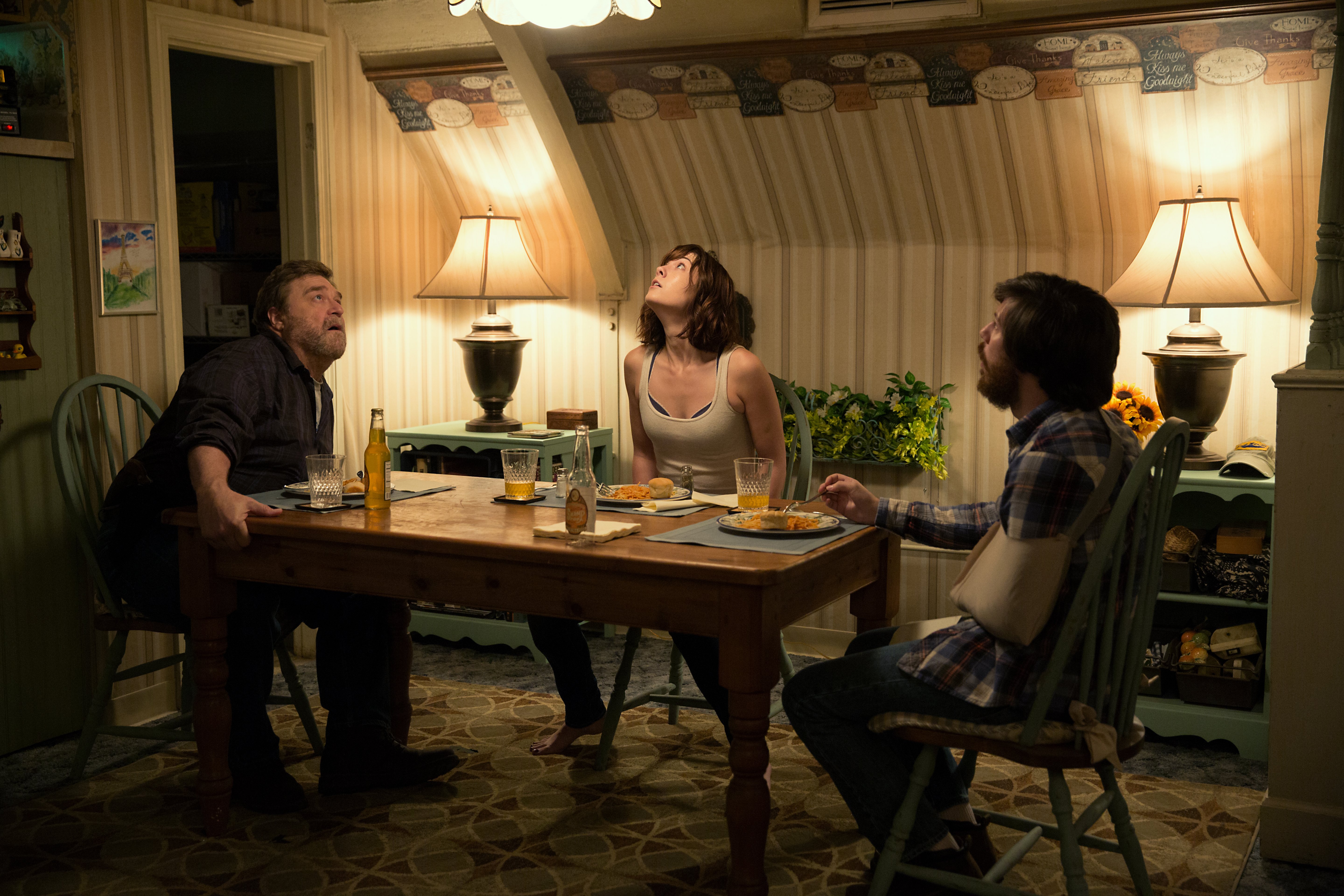 10CloverfieldLane_JohnGoodman_MaryElizabethWinstead_JohnGallagherJr_1.jpg