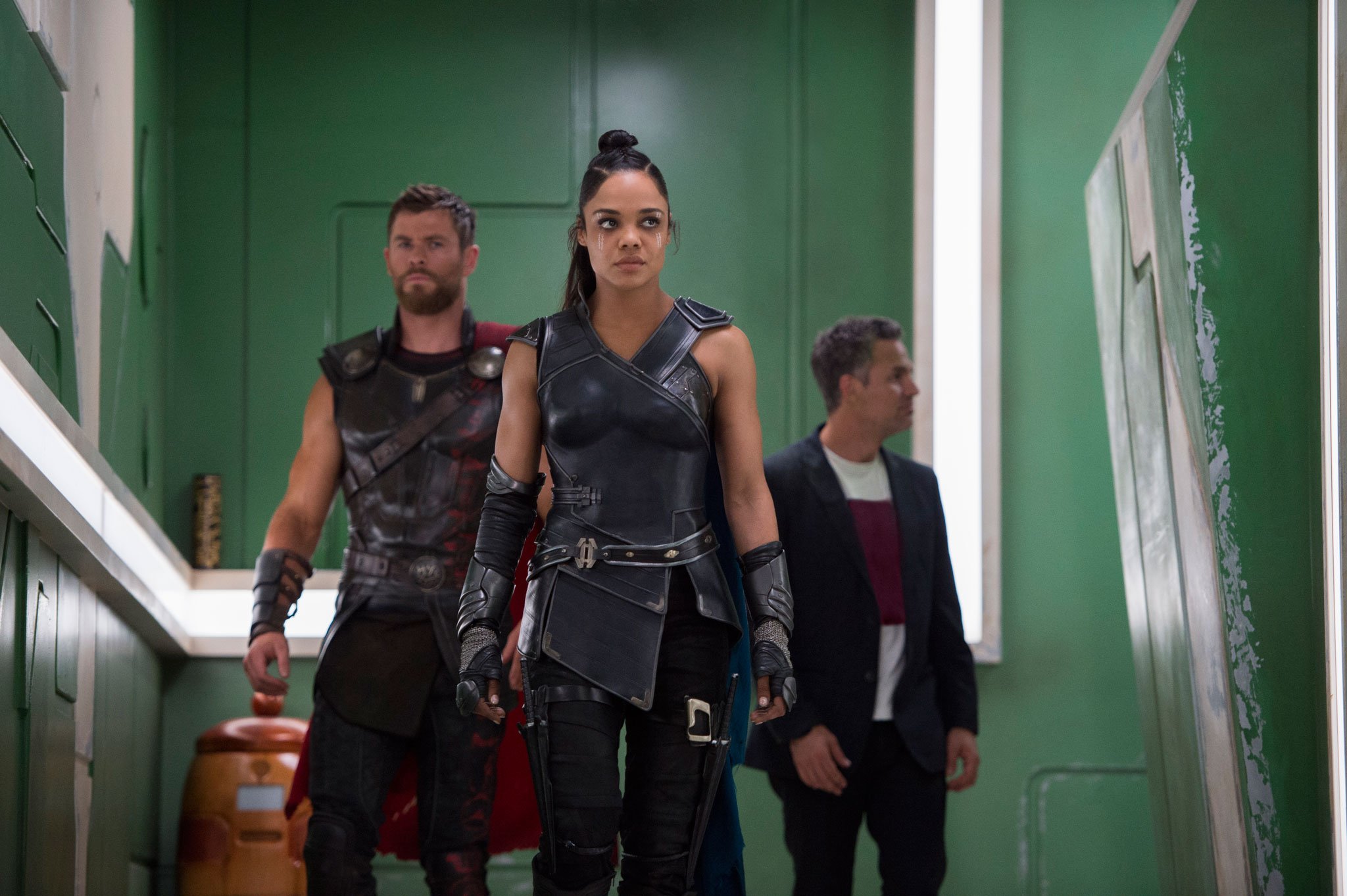 ThorRagnarok4_2048.jpg