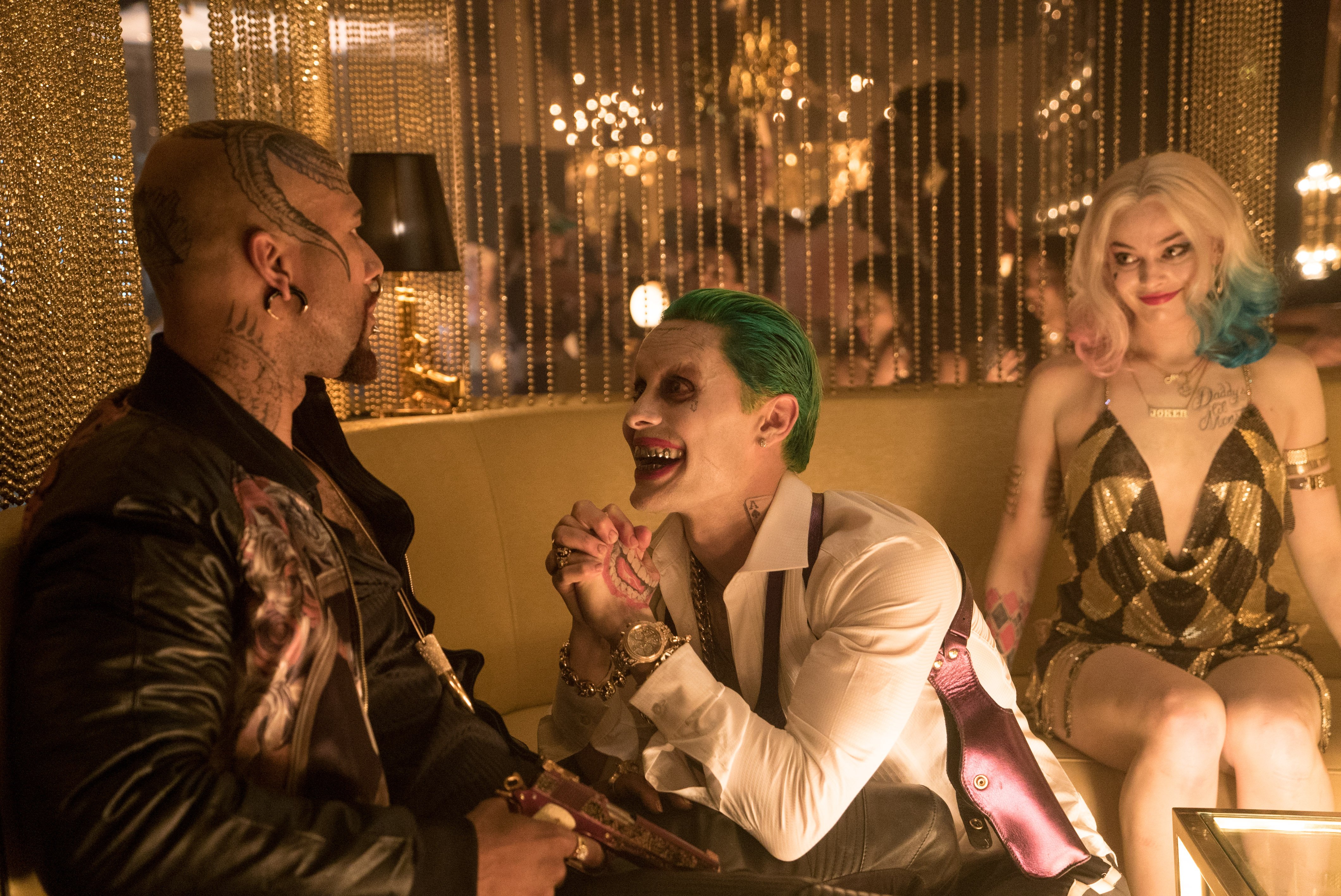 SuicideSquad_JaredLeto_Common_MargotRobbie_7.jpg