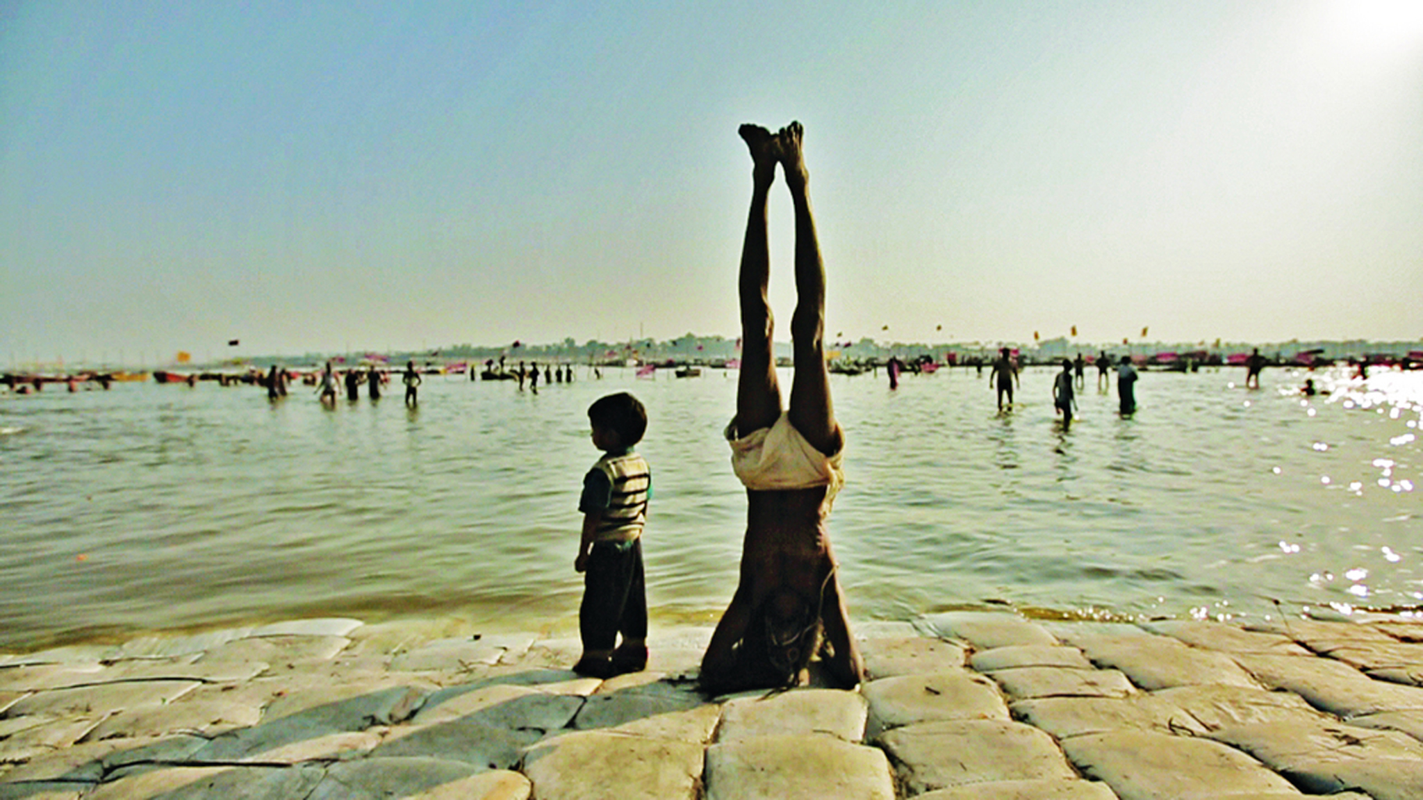 kumbh_mela_2_2048.jpg