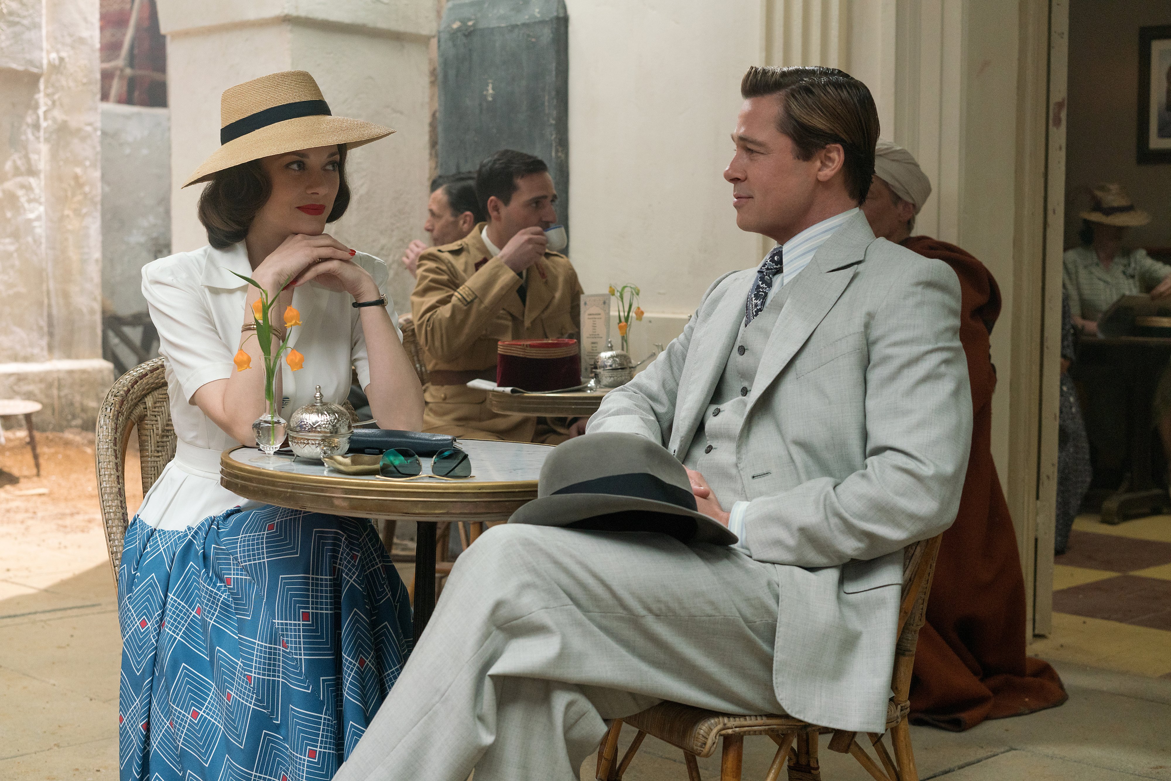 Allied_MarionCotillard_BradPitt_1.jpg