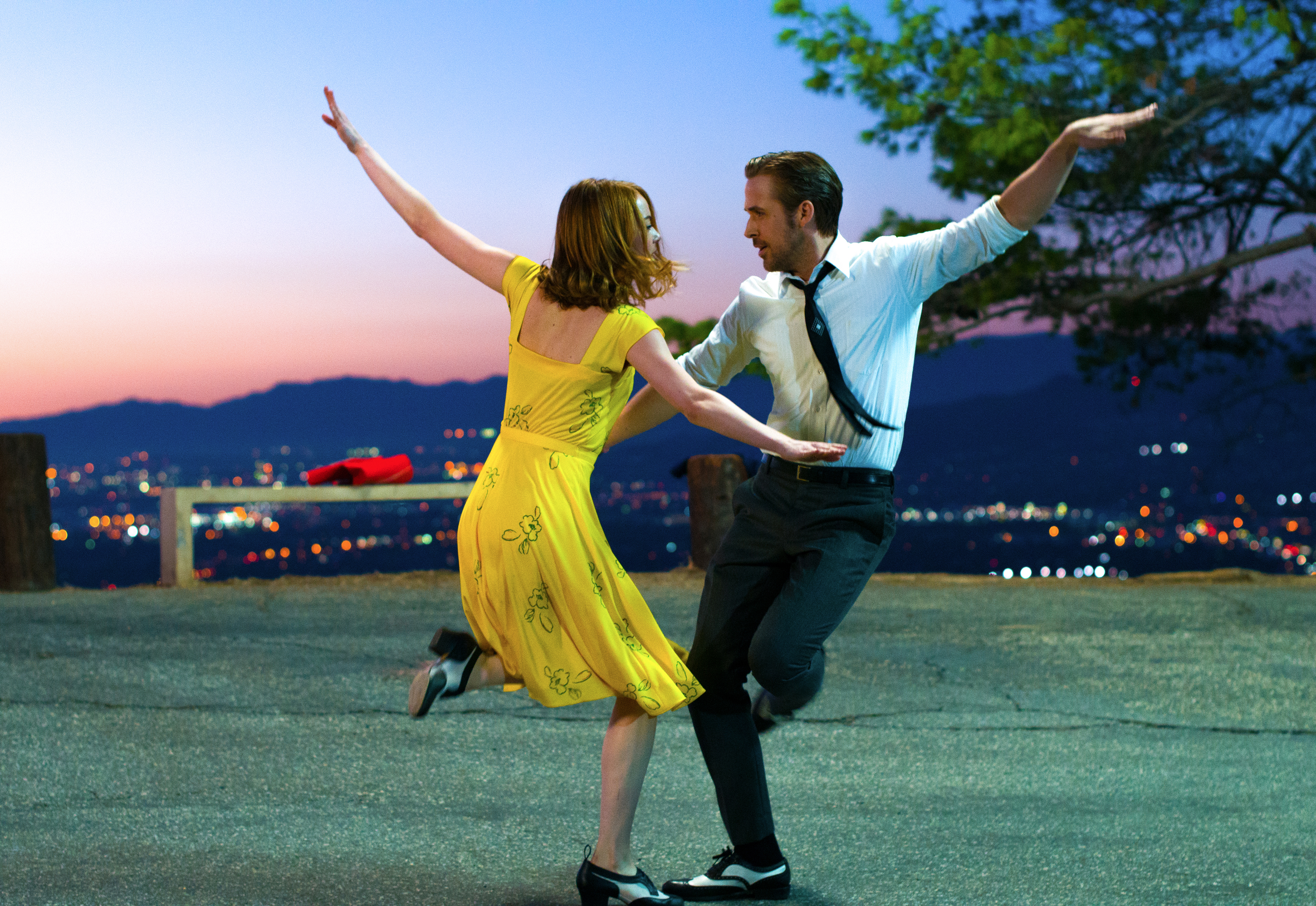 La_La_Land_RyanGosling_EmmaStone_3.jpg