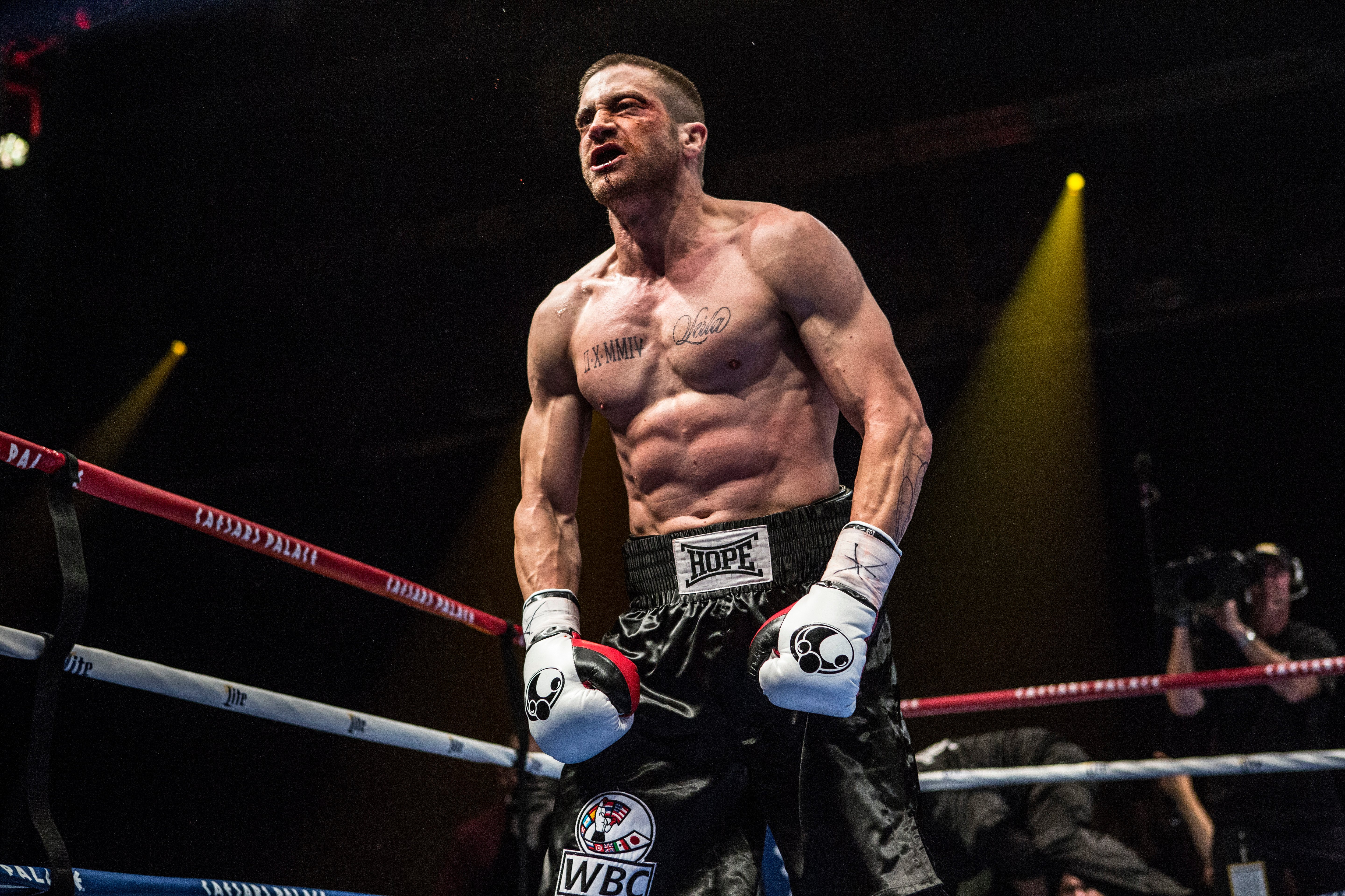 Southpaw_JakeGyllenhaal_2.jpg