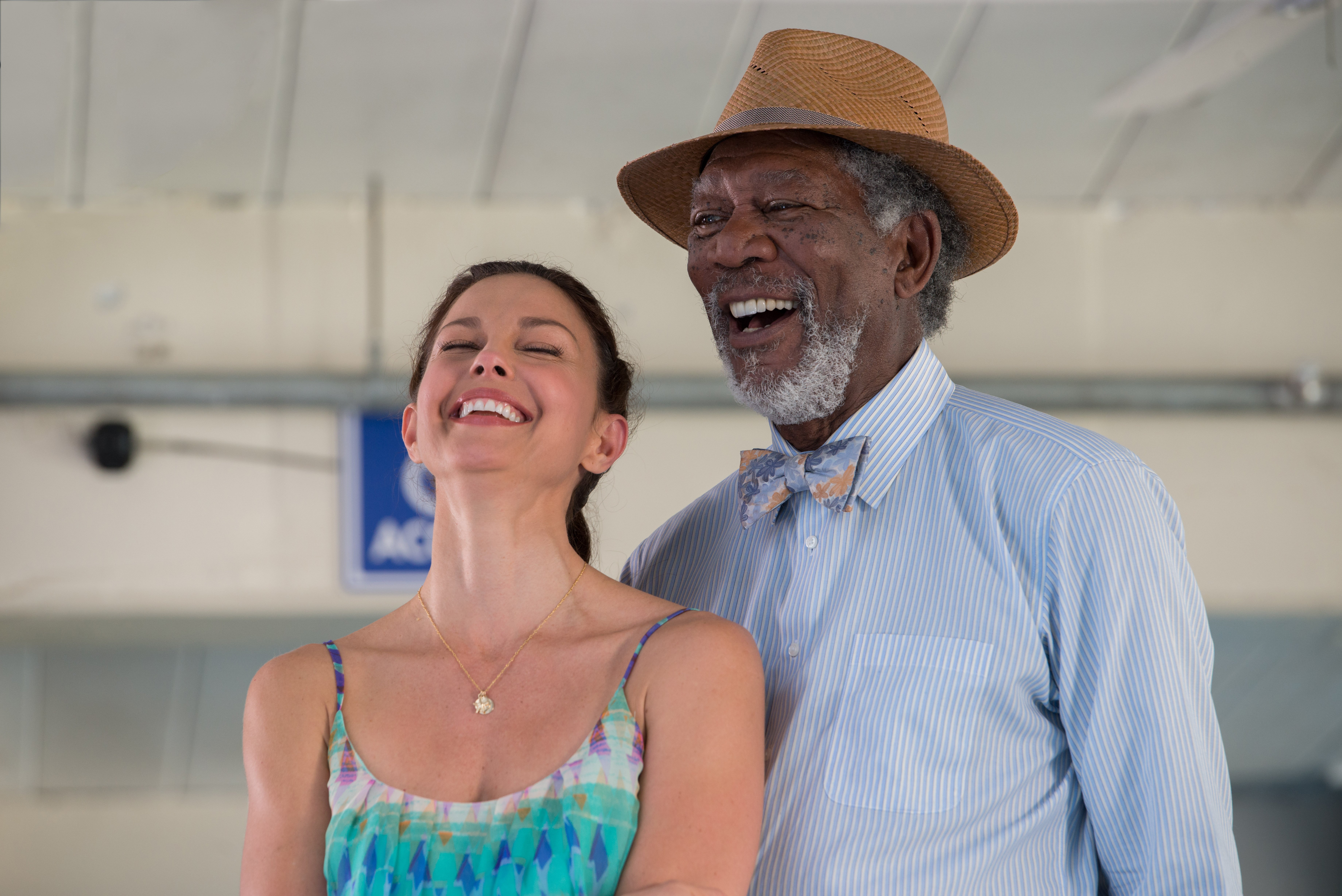 DT2_AshleyJudd_MorganFreeman_4.jpg