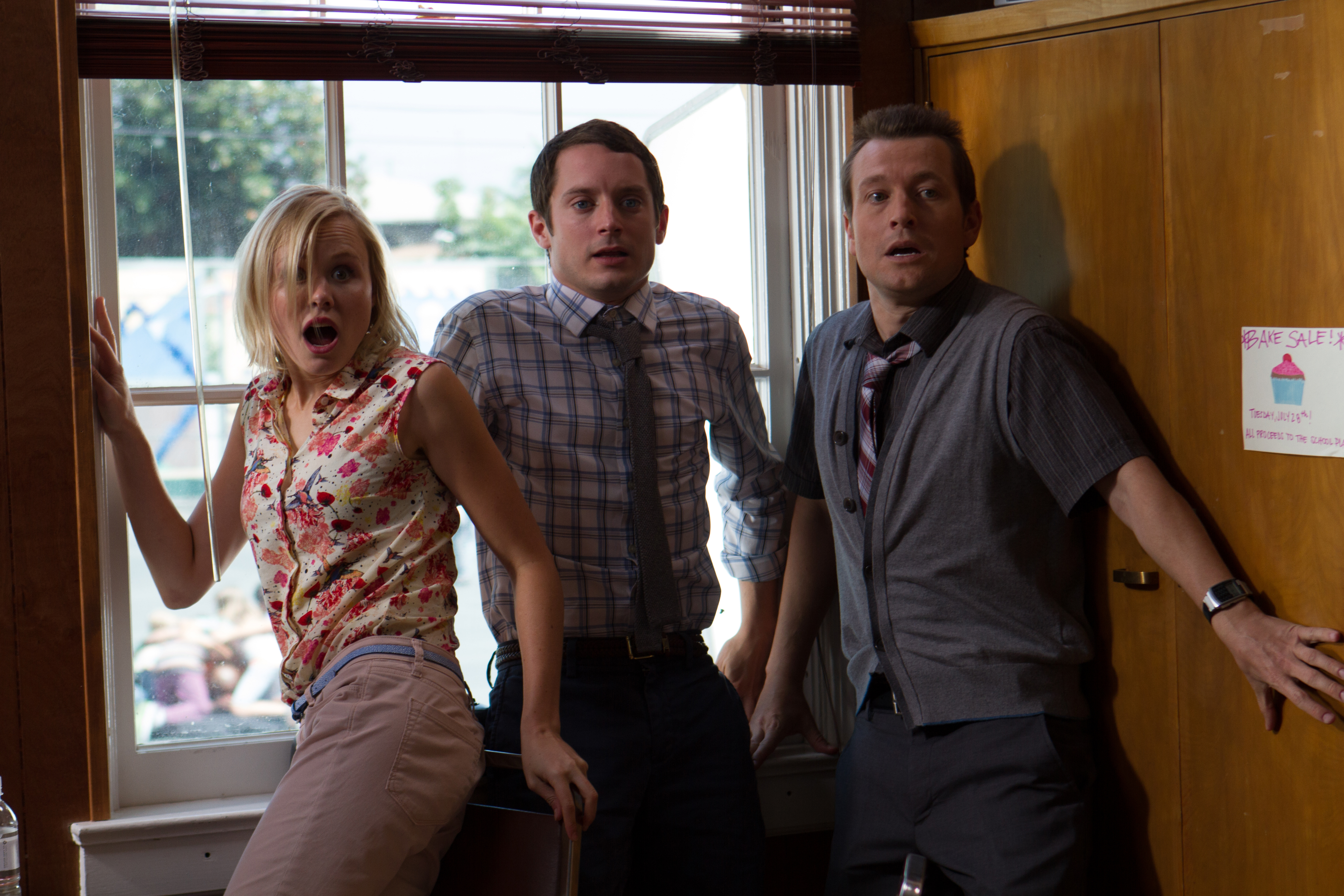 Cooties_ElijahWood_AlisonPill_LeighWhannell_4.jpg