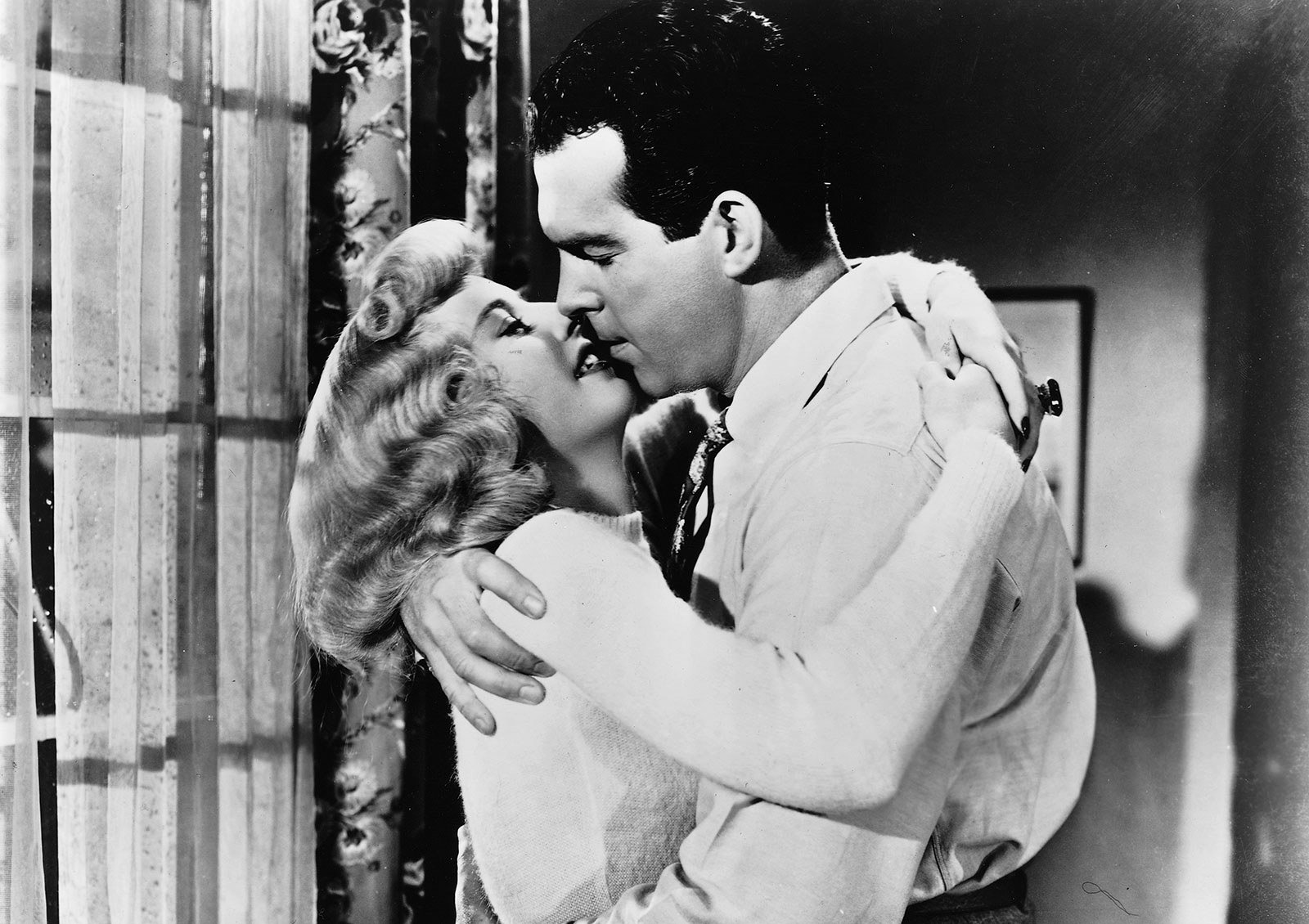 double-indemnity-04.jpg