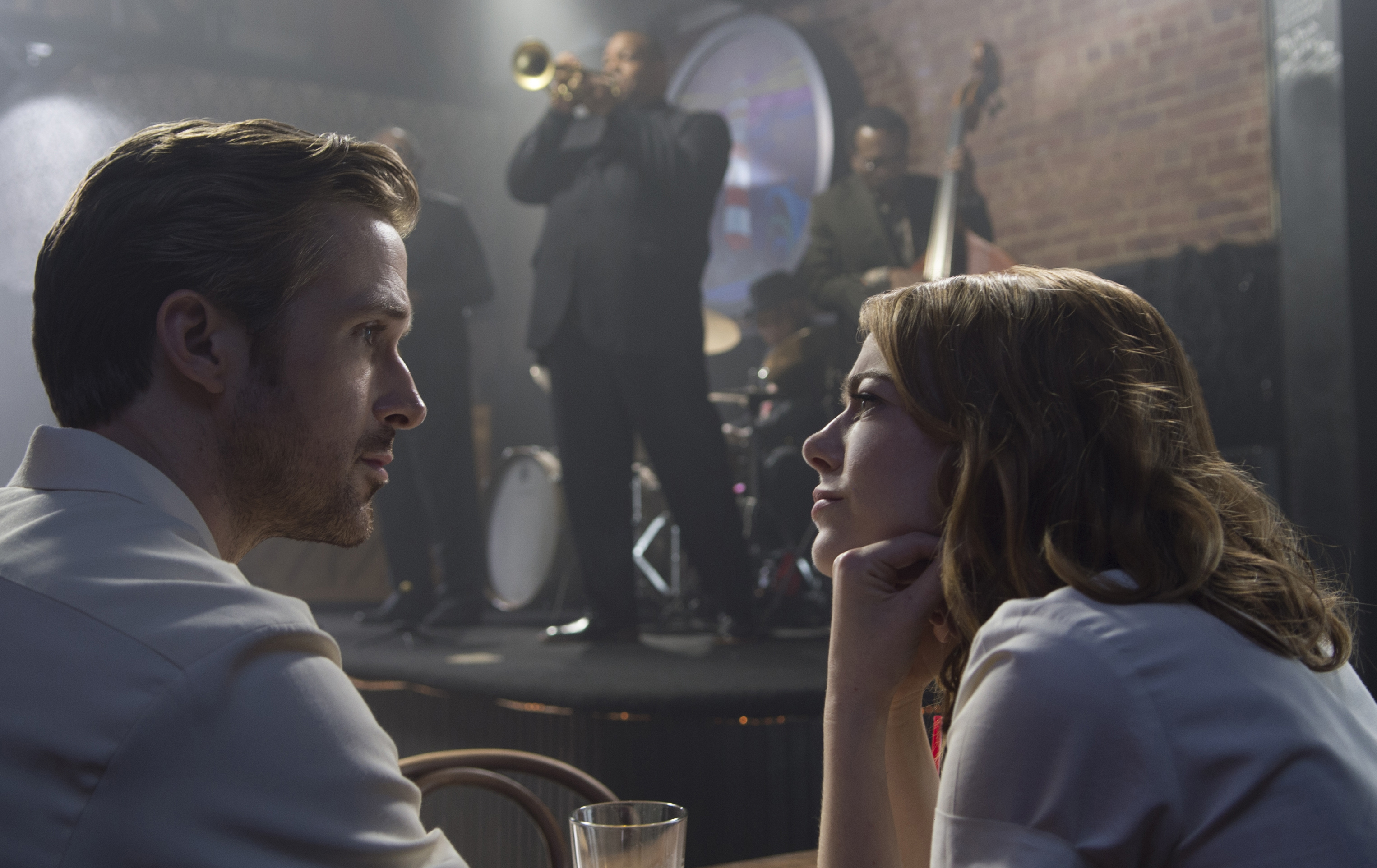 La_La_Land_RyanGosling_EmmaStone_1.jpg