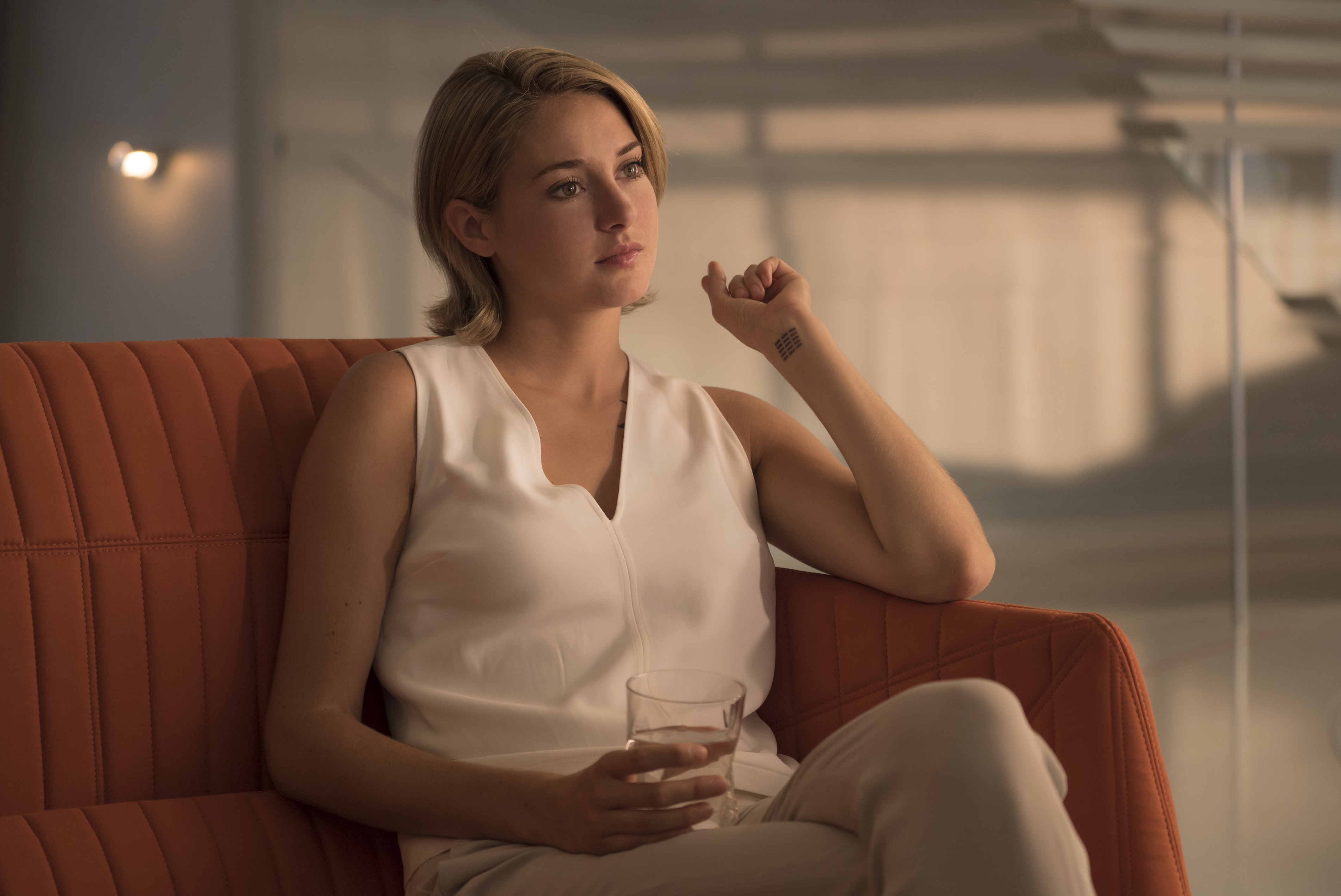 DivergentSeriesAllegiant_ShaileneWoodley_2.jpg