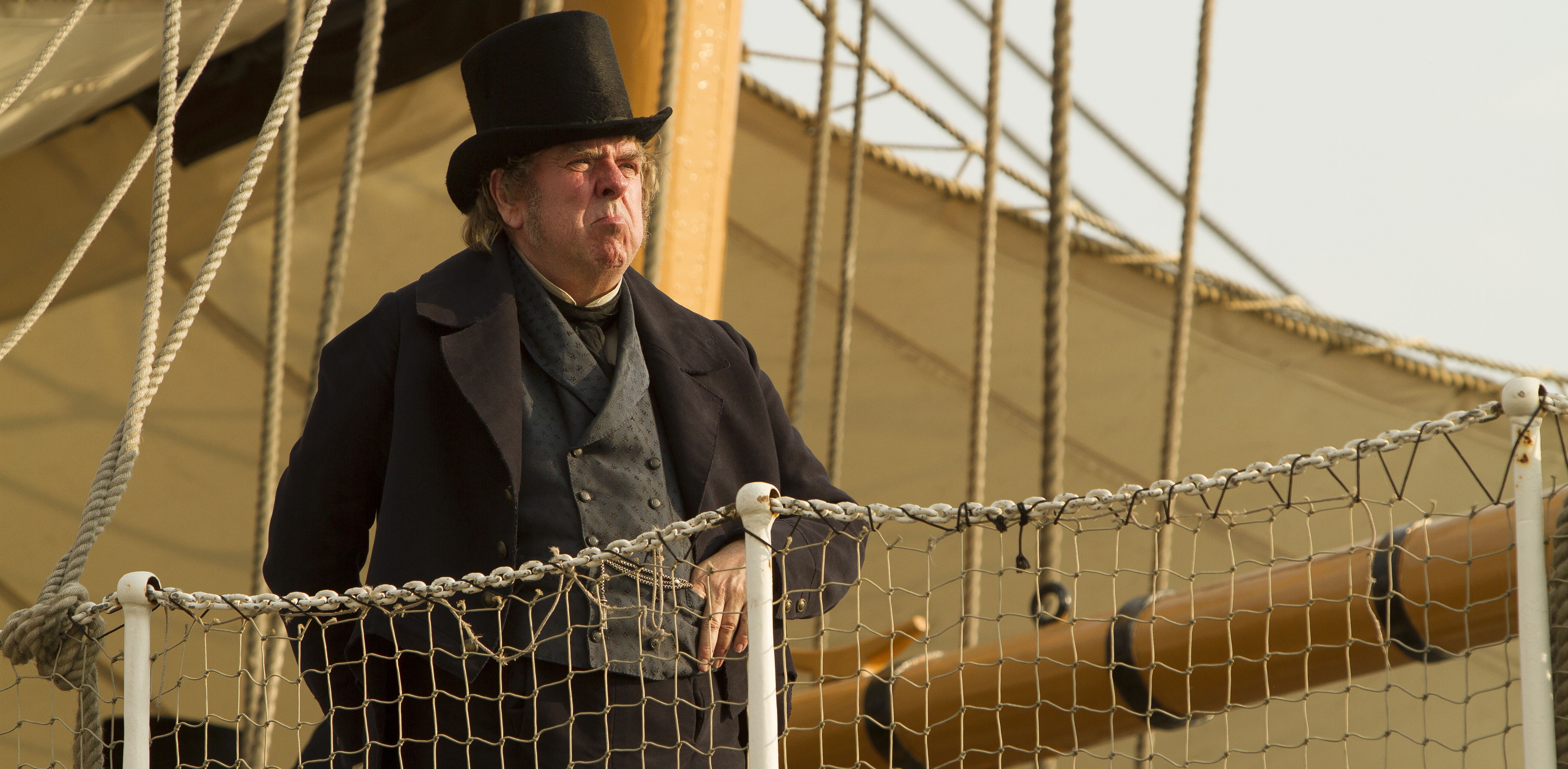 MrTurner_TimothySpall_2.jpg