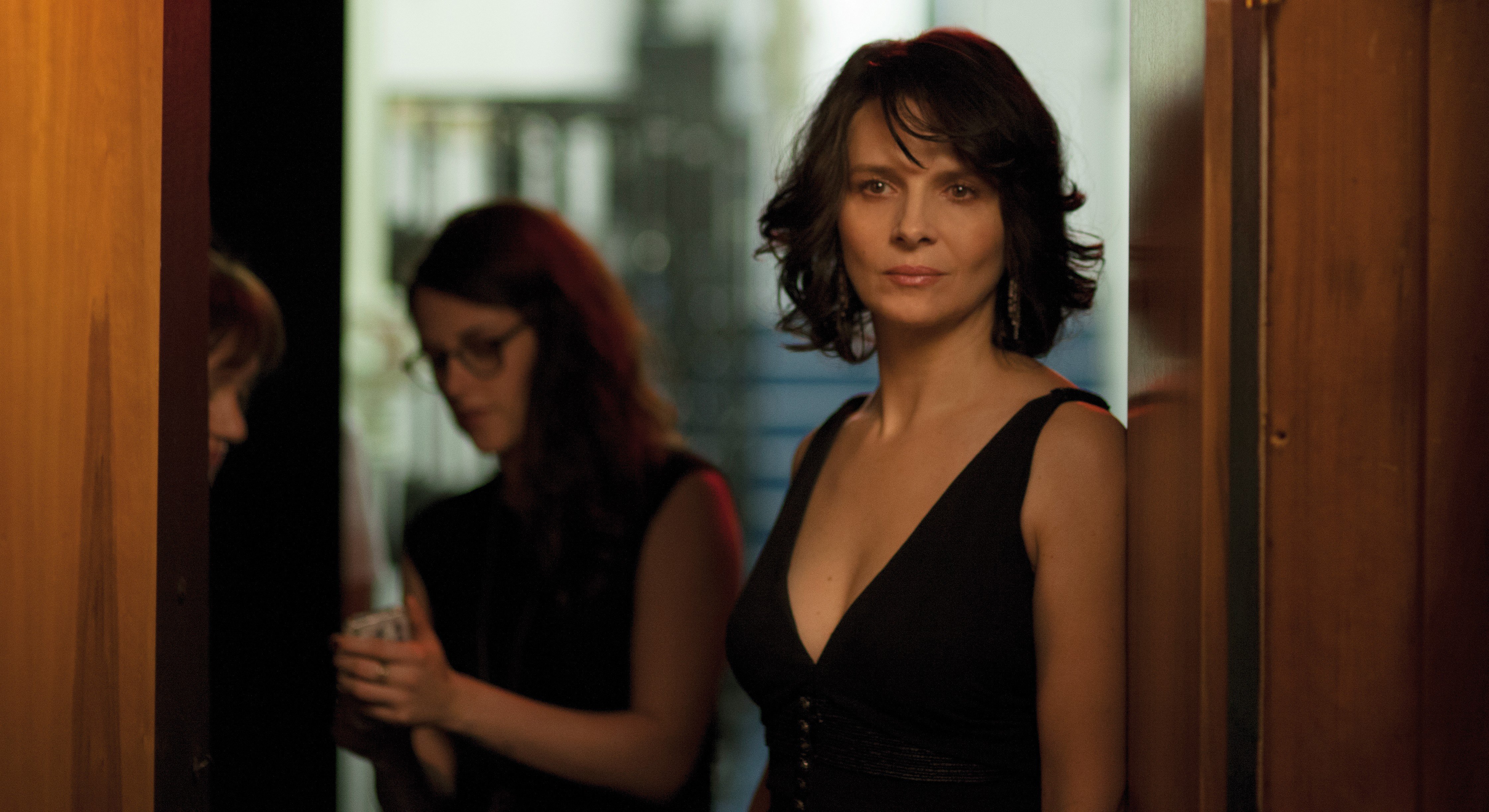 CLOUDSOFSILSMARIA_JulietteBinoche_1.jpg